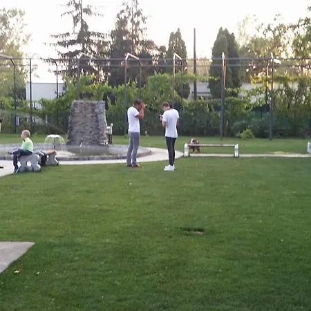 Casa Dobrescu Centura De Nord 3*