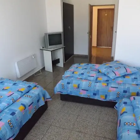 Casa Dobrescu Centura De Nord 3* Craiova