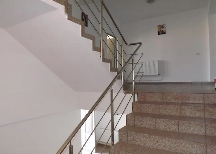 Casa Dobrescu Centura De Nord 3*