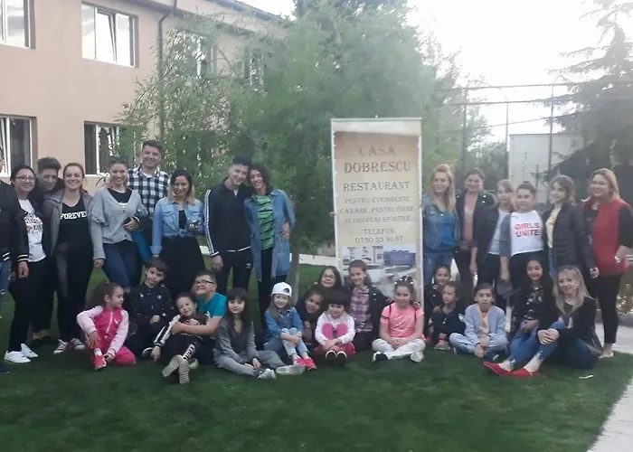 Casa Dobrescu Centura De Nord بيت ضيافة 3*